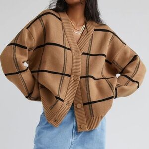 OAK + FORT Tan and Black Plaid Cardigan